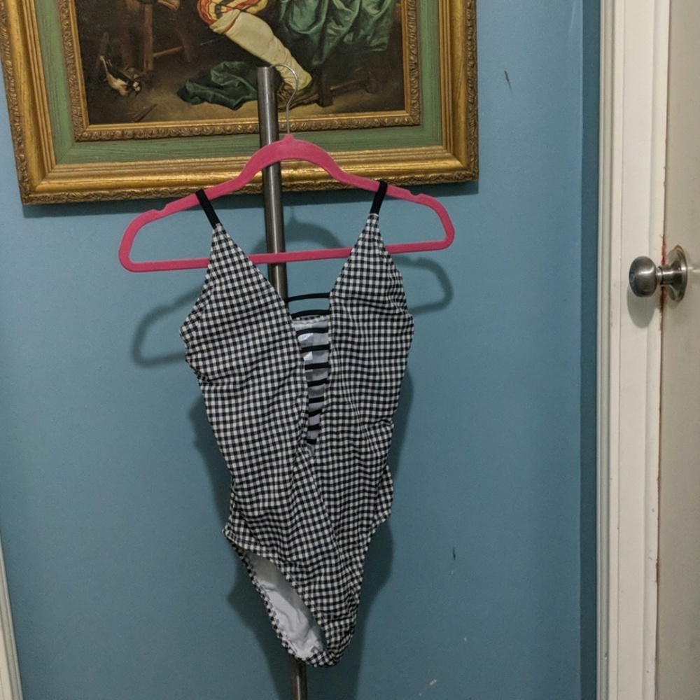One piece bathing suit